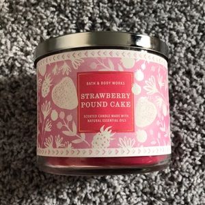Brandnew three wick candle bath and body works
